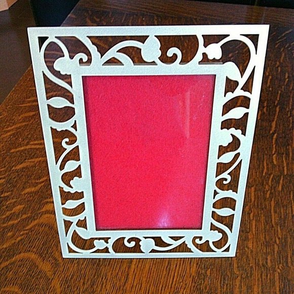 New Picture Frame Photo Gold Metal Floral Freestanding Size 3.1/2'' x 5" Home - Picture 15 of 16